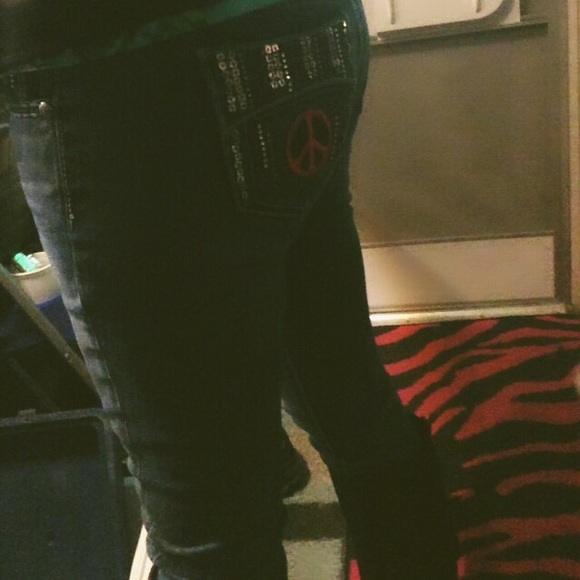 Maurice’s embellished jeans - Picture 9 of 16